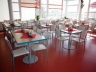 Restaurace - ... prosvětlené prostory návštěvníky zaujmou a potěší ...